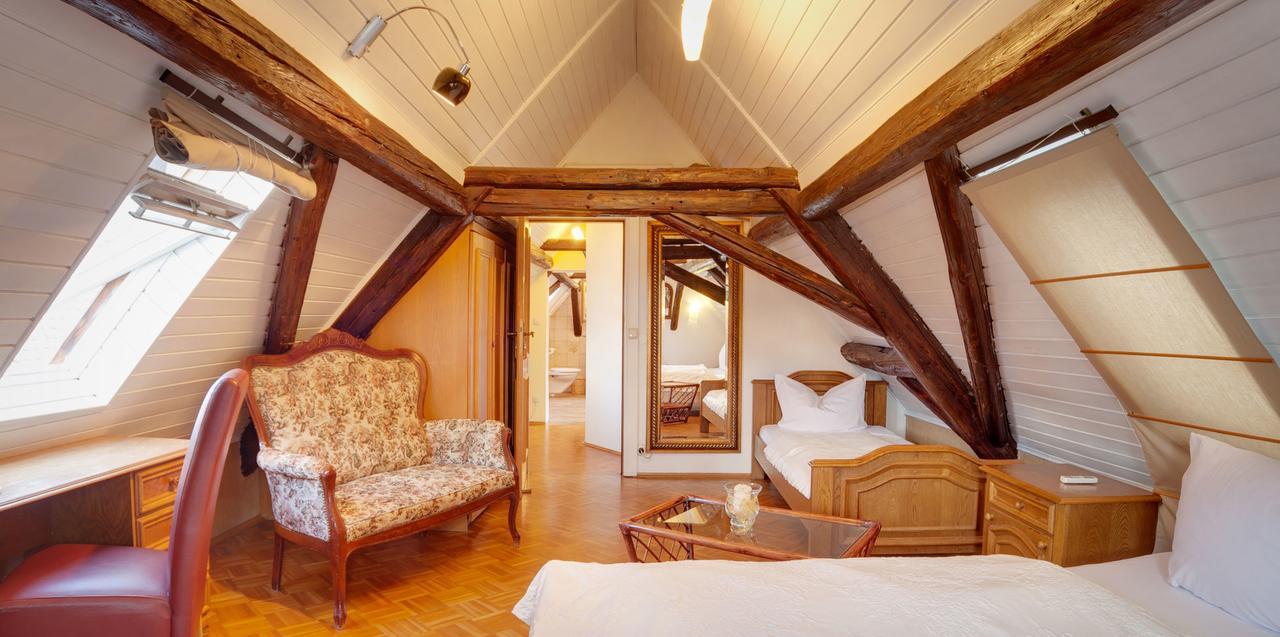 Hotel Peter Schaefer Ginsheim-Gustavsburg Eksteriør billede